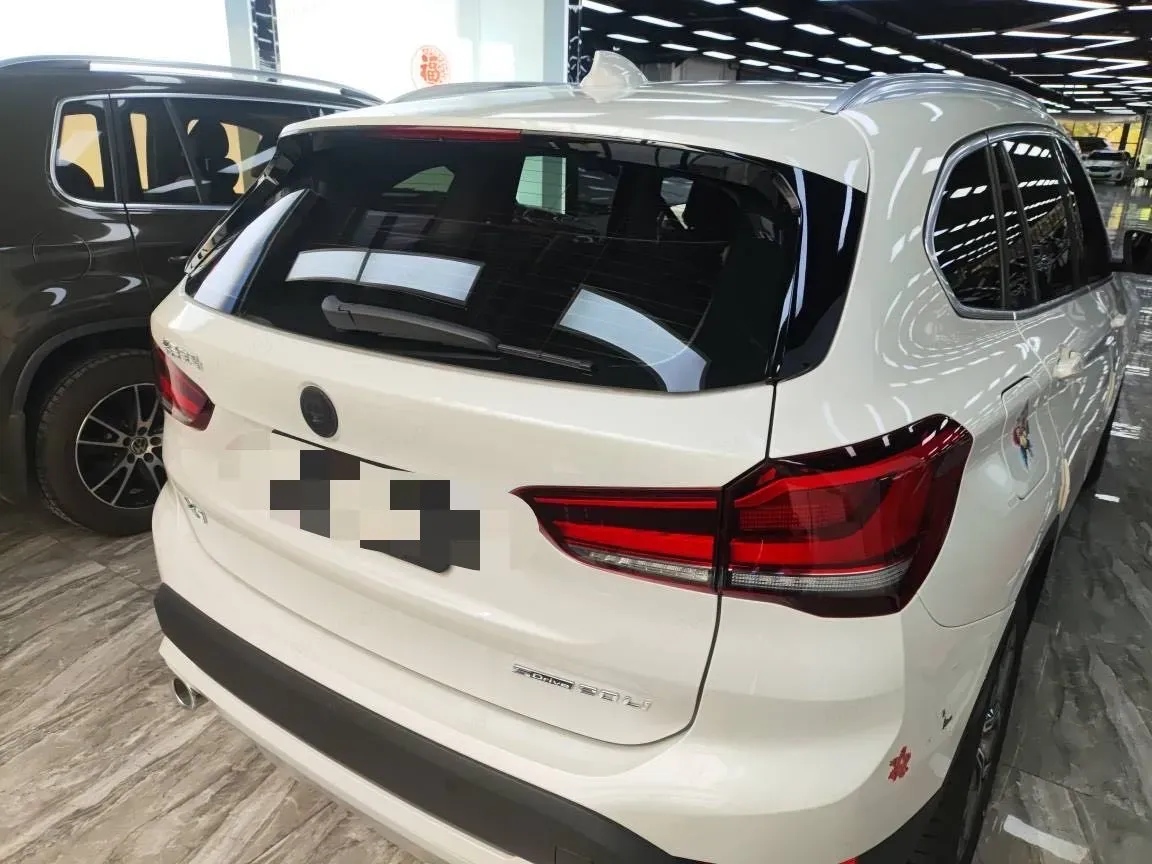 2020 BMW X1 1.5T 140HP L3 7DCT,autocango,china used car exporter,china ev exporter,chinese used car exporter,chinese used ev exporter