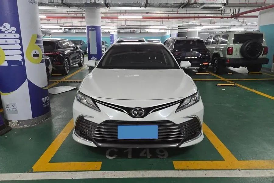 2021 Toyota Camry 2.5L 209HP L4 8AT,autocango,china used car exporter,china ev exporter,chinese used car exporter,chinese used ev exporter