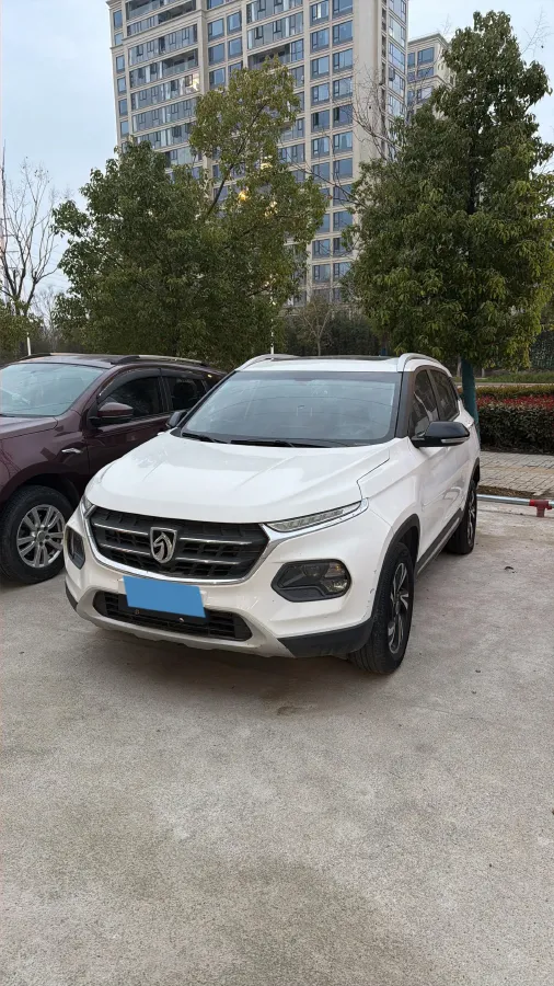 2017 HaiMa S5 Young Edition 1.6L 122HP L4 5MT,autocango,china used car exporter,china ev exporter,chinese used car exporter,chinese used ev exporter