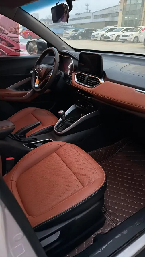 2017 HaiMa S5 Young Edition 1.6L 122HP L4 5MT,autocango,china used car exporter,china ev exporter,chinese used car exporter,chinese used ev exporter