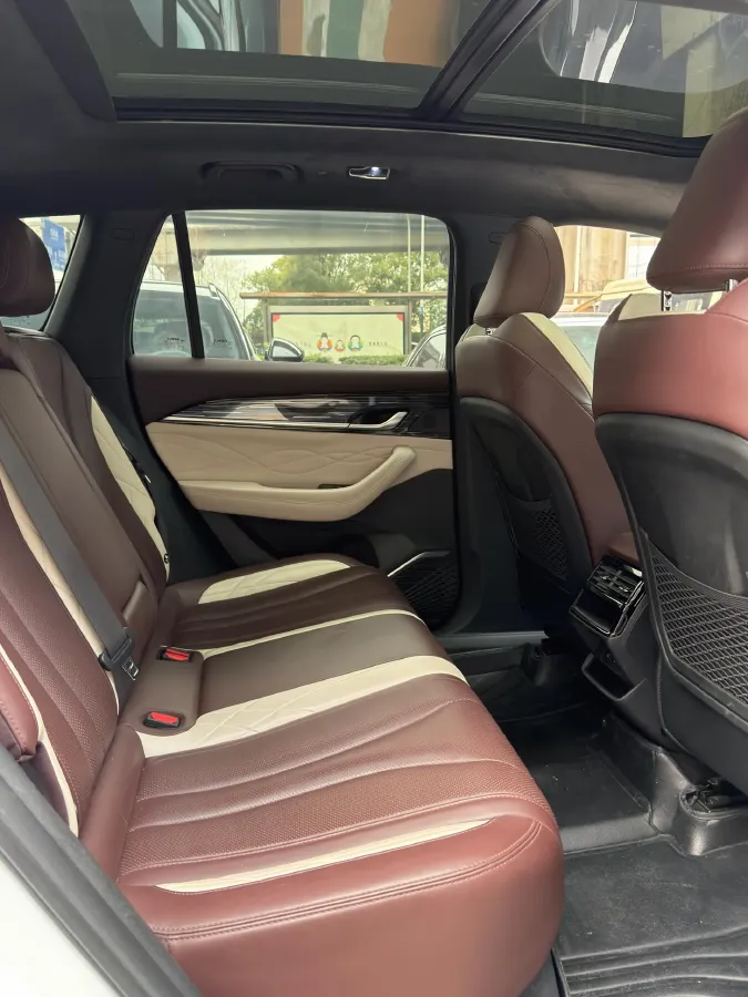 2021 Geely Monjaro 2.0T 218HP L4 7DCT,autocango,china used car exporter,china ev exporter,chinese used car exporter,chinese used ev exporter