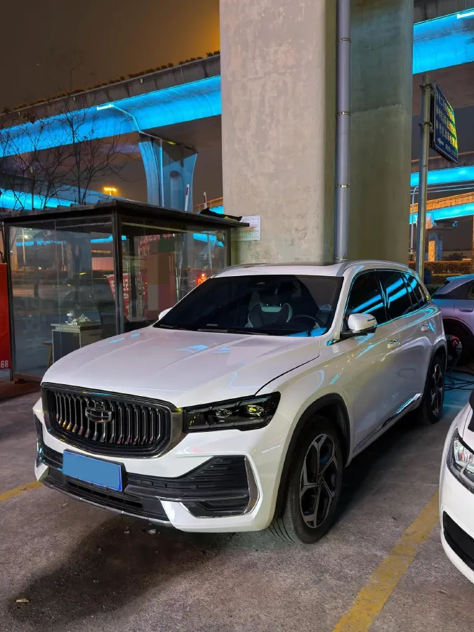 2021 Geely Monjaro 2.0T 218HP L4 7DCT,autocango,china used car exporter,china ev exporter,chinese used car exporter,chinese used ev exporter