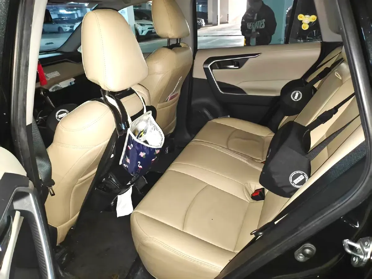 2020 Toyota RAV4 2.0L 171HP L4 CVT,autocango,china used car exporter,china ev exporter,chinese used car exporter,chinese used ev exporter