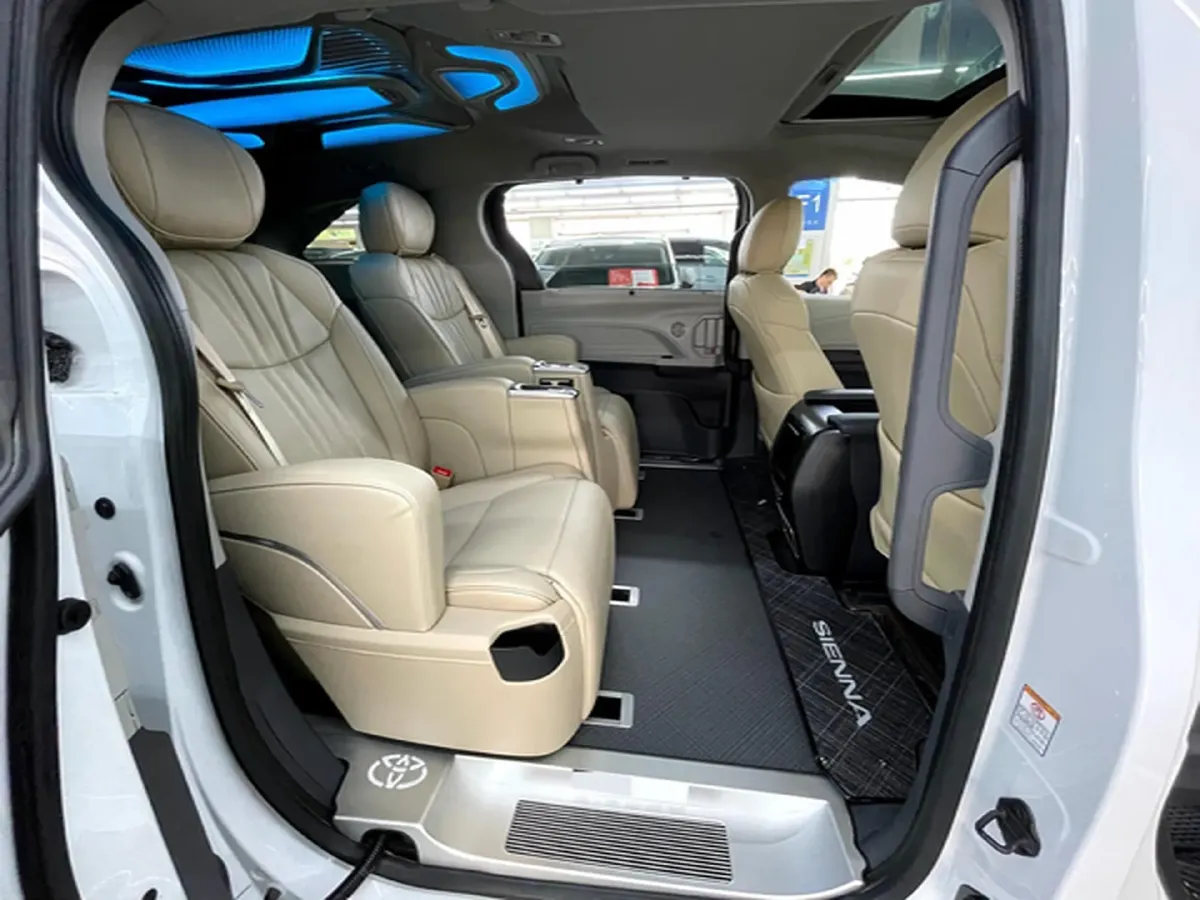2024 Toyota Sienna 2.5L 189HP L4 E-CVT Hybrid,autocango,china used car exporter,china ev exporter,chinese used car exporter,chinese used ev exporter