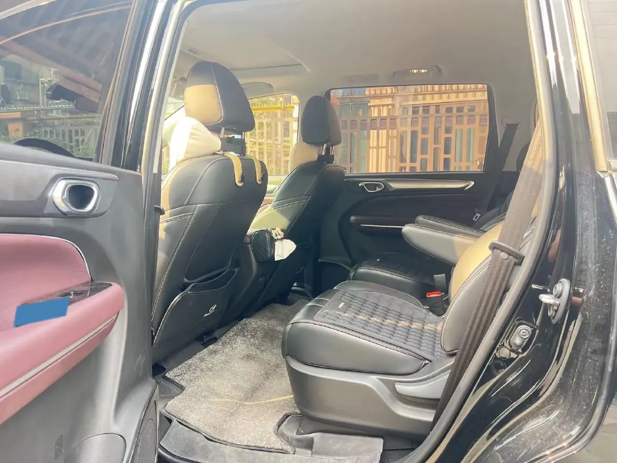 2023 GAC Trumpchi M6 1.5T 177HP L4 7DCT,autocango,china used car exporter,china ev exporter,chinese used car exporter,chinese used ev exporter