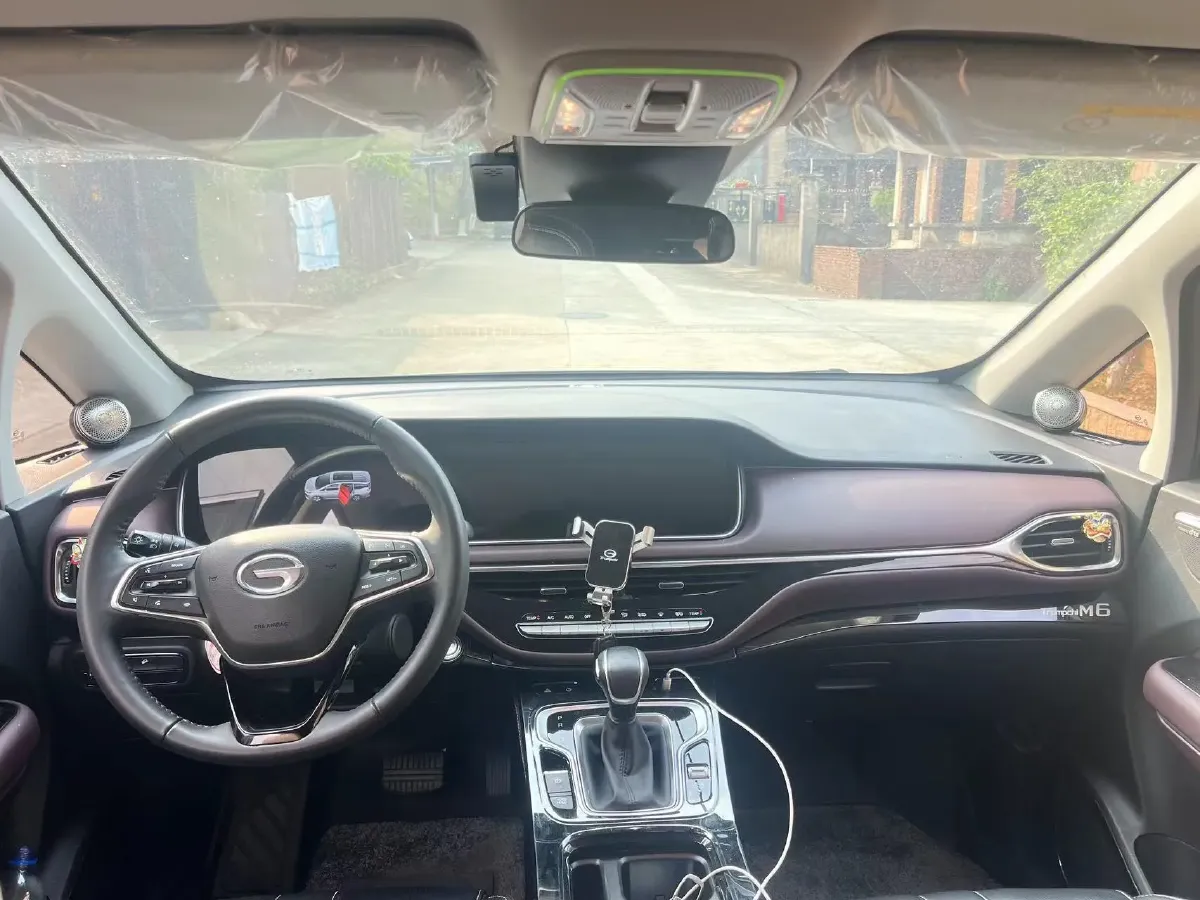 2023 GAC Trumpchi M6 1.5T 177HP L4 7DCT,autocango,china used car exporter,china ev exporter,chinese used car exporter,chinese used ev exporter