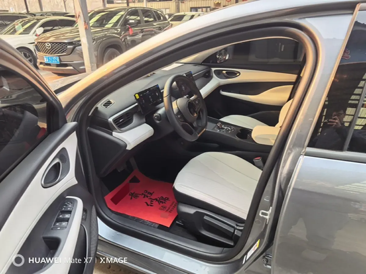 2025 BYD Seal05 DM-i 1.5L 101HP L4 E-CVT PHEV 7.68KWH,autocango,china used car exporter,china ev exporter,chinese used car exporter,chinese used ev exporter