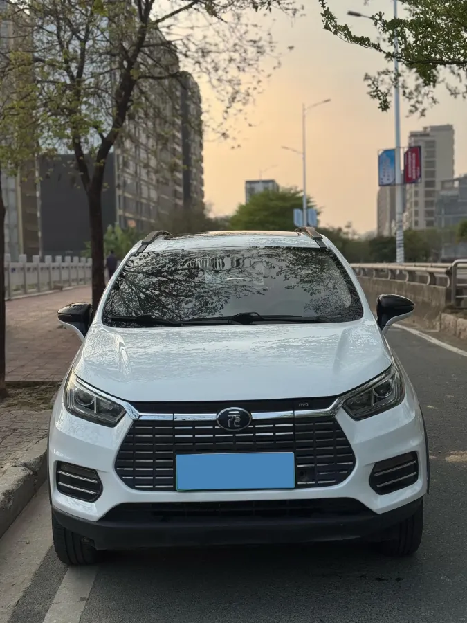 2018 BYD Yuan BEV 42KWH,autocango,china used car exporter,china ev exporter,chinese used car exporter,chinese used ev exporter