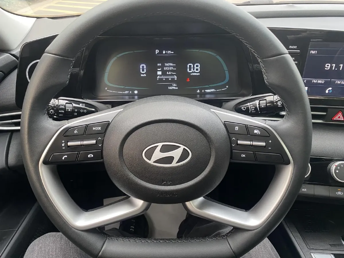 2023 Hyundai Elantra 1.5L 115HP L4 CVT,autocango,china used car exporter,china ev exporter,chinese used car exporter,chinese used ev exporter