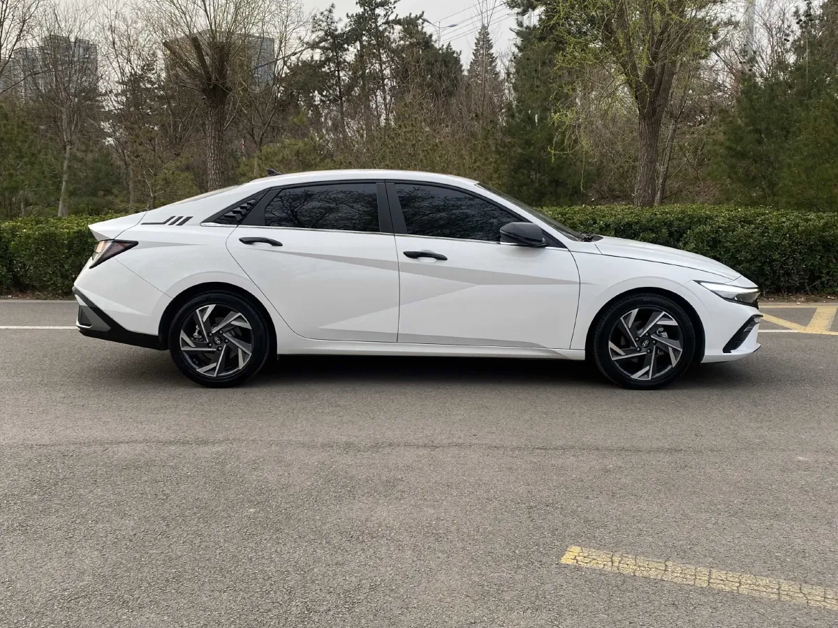 2023 Hyundai Elantra 1.5L 115HP L4 CVT,autocango,china used car exporter,china ev exporter,chinese used car exporter,chinese used ev exporter