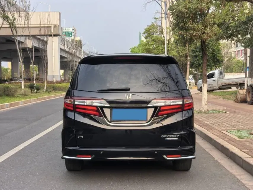 2019 Honda Odyssey 2.0L 146HP L4 E-CVT Hybrid,autocango,china used car exporter,china ev exporter,chinese used car exporter,chinese used ev exporter