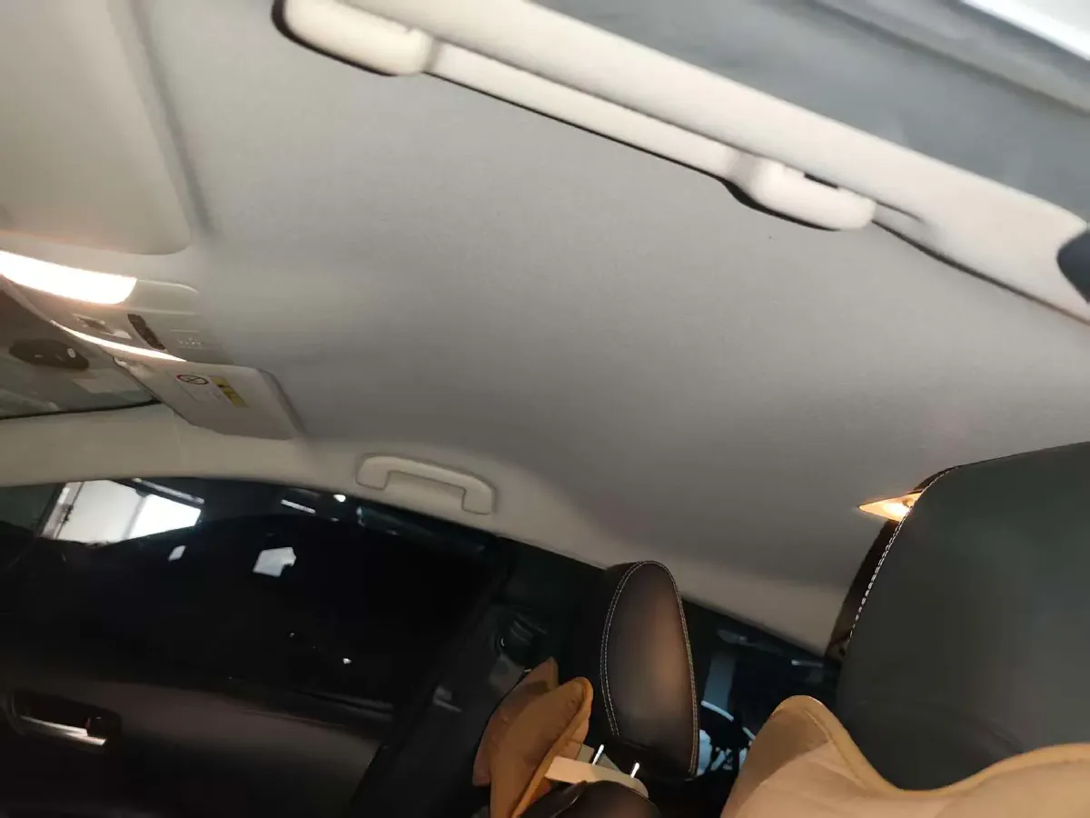 2019 Toyota Corolla 1.2T 116HP L4 CVT,autocango,china used car exporter,china ev exporter,chinese used car exporter,chinese used ev exporter