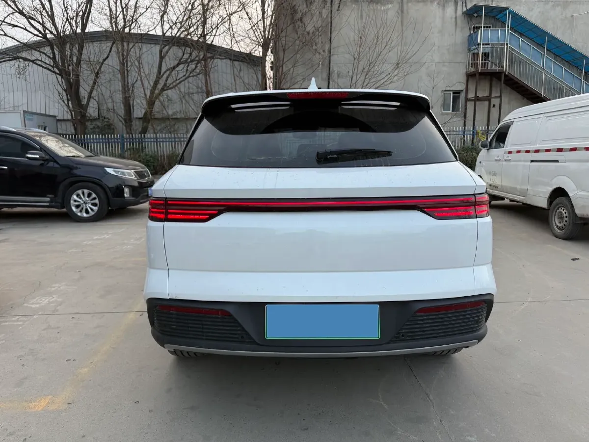 2024 BYD Song Pro 1.5L 110HP L4 E-CVT PHEV 18.3KWH,autocango,china used car exporter,china ev exporter,chinese used car exporter,chinese used ev exporter