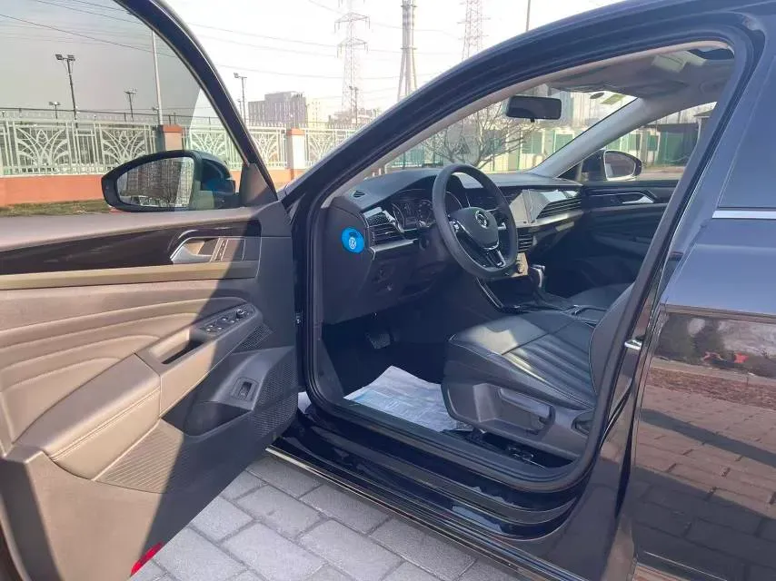 2020 Volkswagen Passat 1.4T 150HP L4 7DCT,autocango,china used car exporter,china ev exporter,chinese used car exporter,chinese used ev exporter