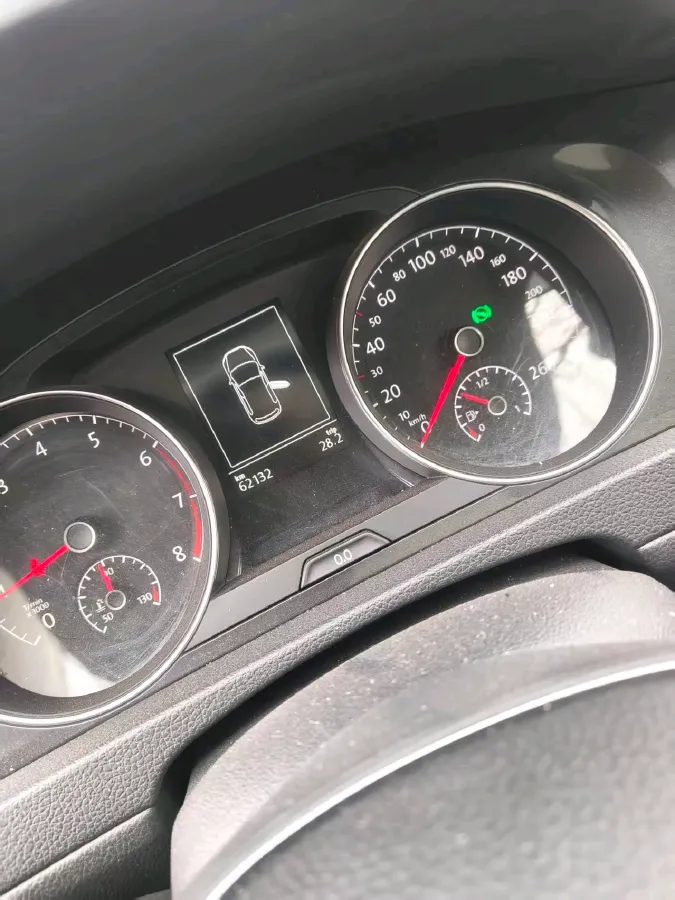 2019 Volkswagen Golf 1.2T 116HP L4 7DCT,autocango,china used car exporter,china ev exporter,chinese used car exporter,chinese used ev exporter