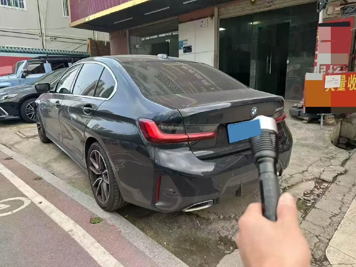 2024 BMW 3 Series 2.0T 184HP L4 8AT,autocango,china used car exporter,china ev exporter,chinese used car exporter,chinese used ev exporter