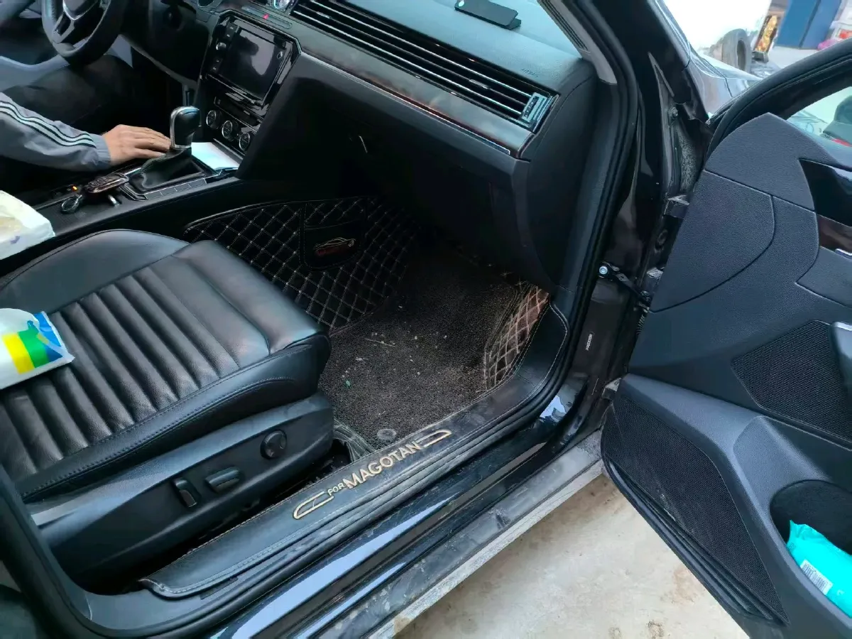 2019 Volkswagen Magotan 2.0T 186HP L4 7DCT,autocango,china used car exporter,china ev exporter,chinese used car exporter,chinese used ev exporter