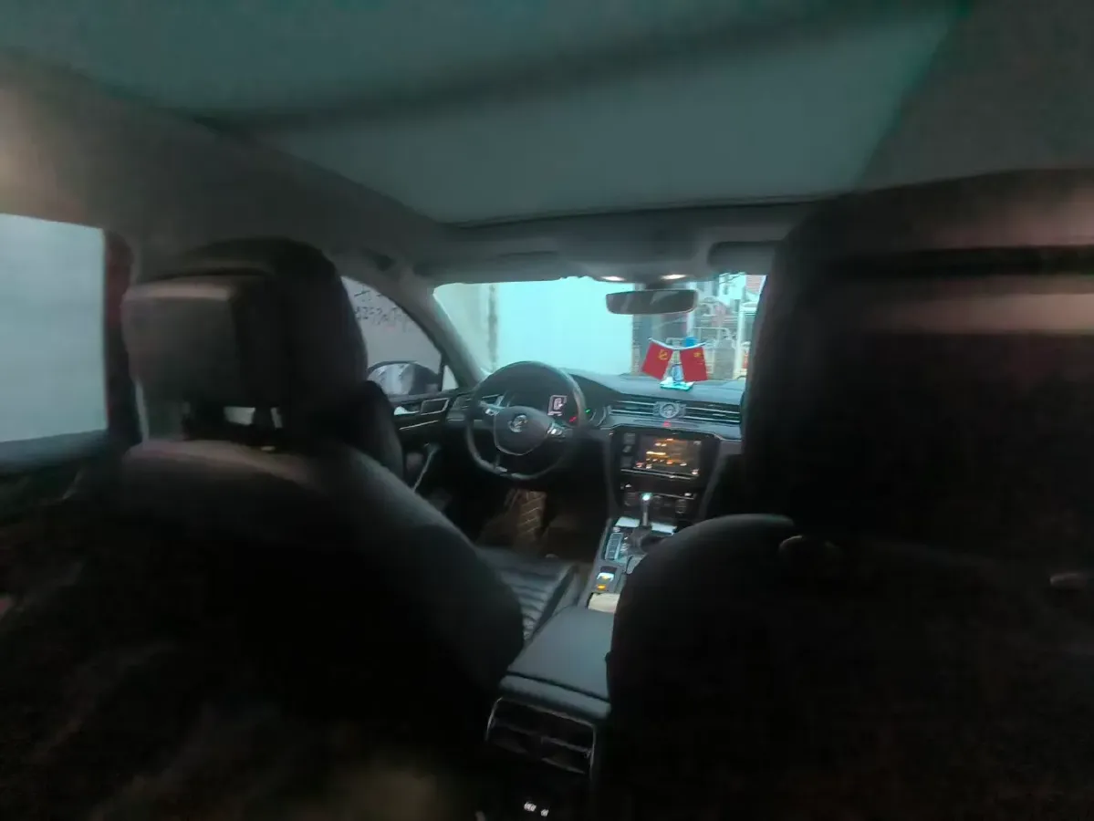 2019 Volkswagen Magotan 2.0T 186HP L4 7DCT,autocango,china used car exporter,china ev exporter,chinese used car exporter,chinese used ev exporter