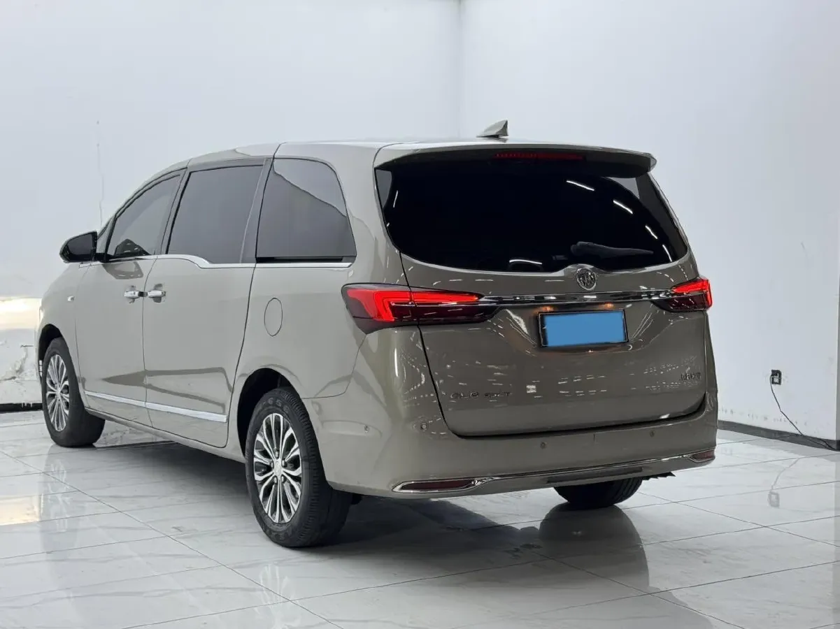 2021 Buick GL8 2.0T 237HP L4 9AT,autocango,china used car exporter,china ev exporter,chinese used car exporter,chinese used ev exporter