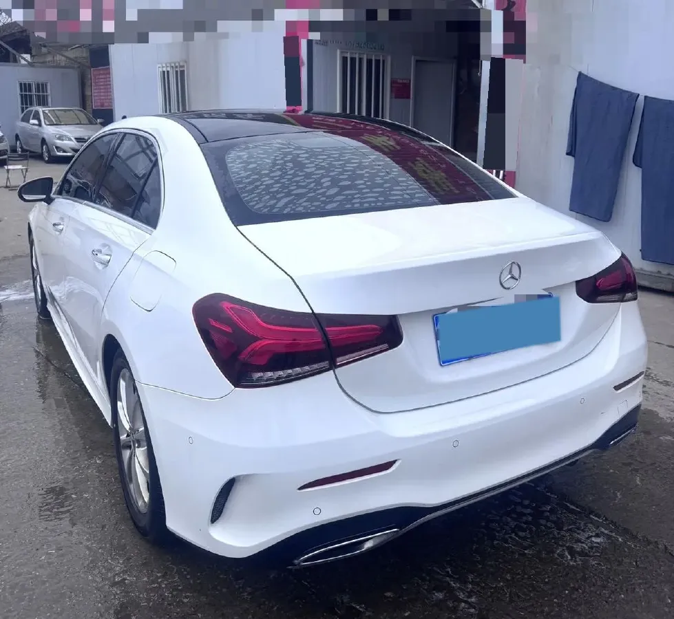 2020 Mercedes-Benz A Class 1.3T 163HP L4 7DCT,autocango,china used car exporter,china ev exporter,chinese used car exporter,chinese used ev exporter
