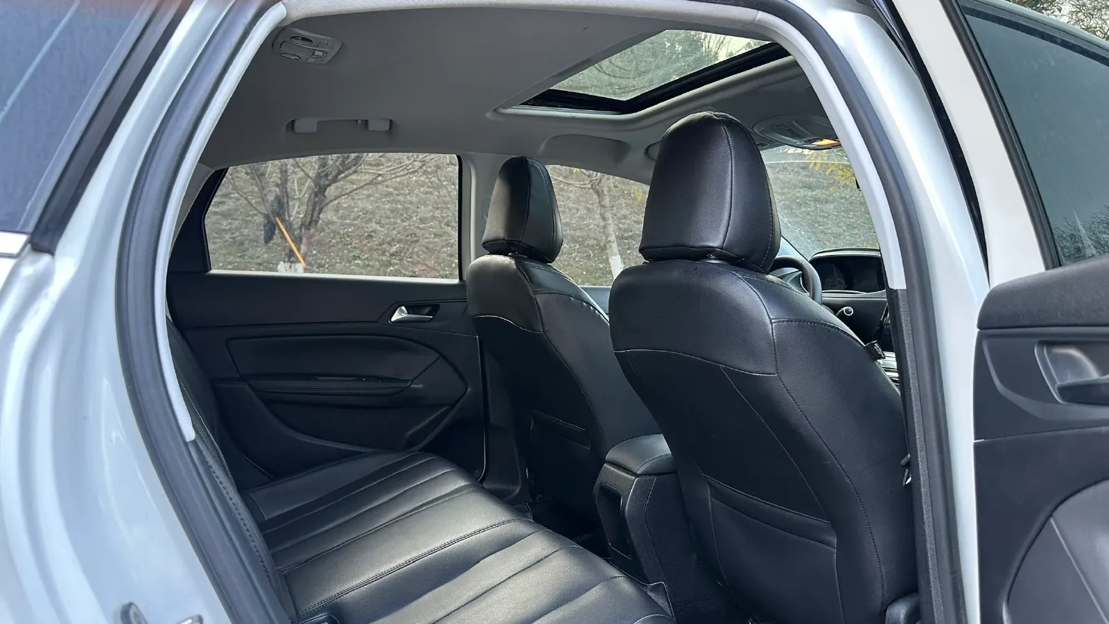 2018 Peugeot 308 1.6L 117HP L4 6AT,autocango,china used car exporter,china ev exporter,chinese used car exporter,chinese used ev exporter