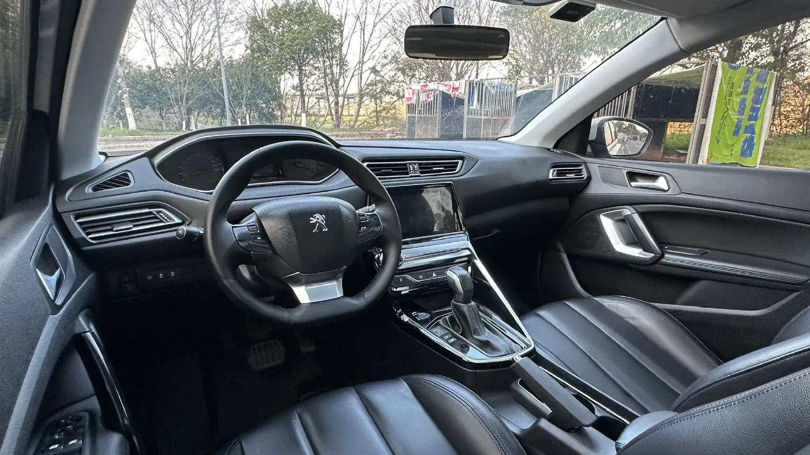 2018 Peugeot 308 1.6L 117HP L4 6AT,autocango,china used car exporter,china ev exporter,chinese used car exporter,chinese used ev exporter