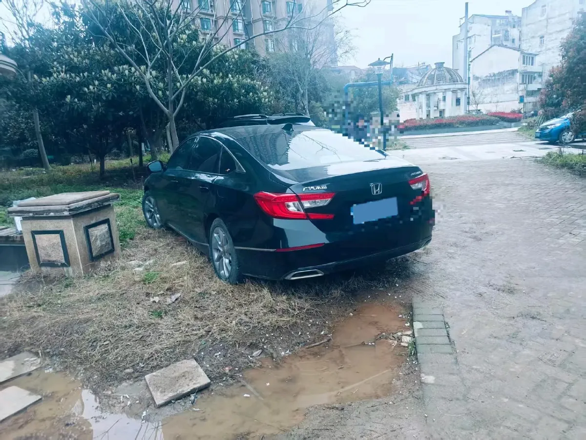 2021 Honda Accord 1.5T 194HP L4 CVT,autocango,china used car exporter,china ev exporter,chinese used car exporter,chinese used ev exporter