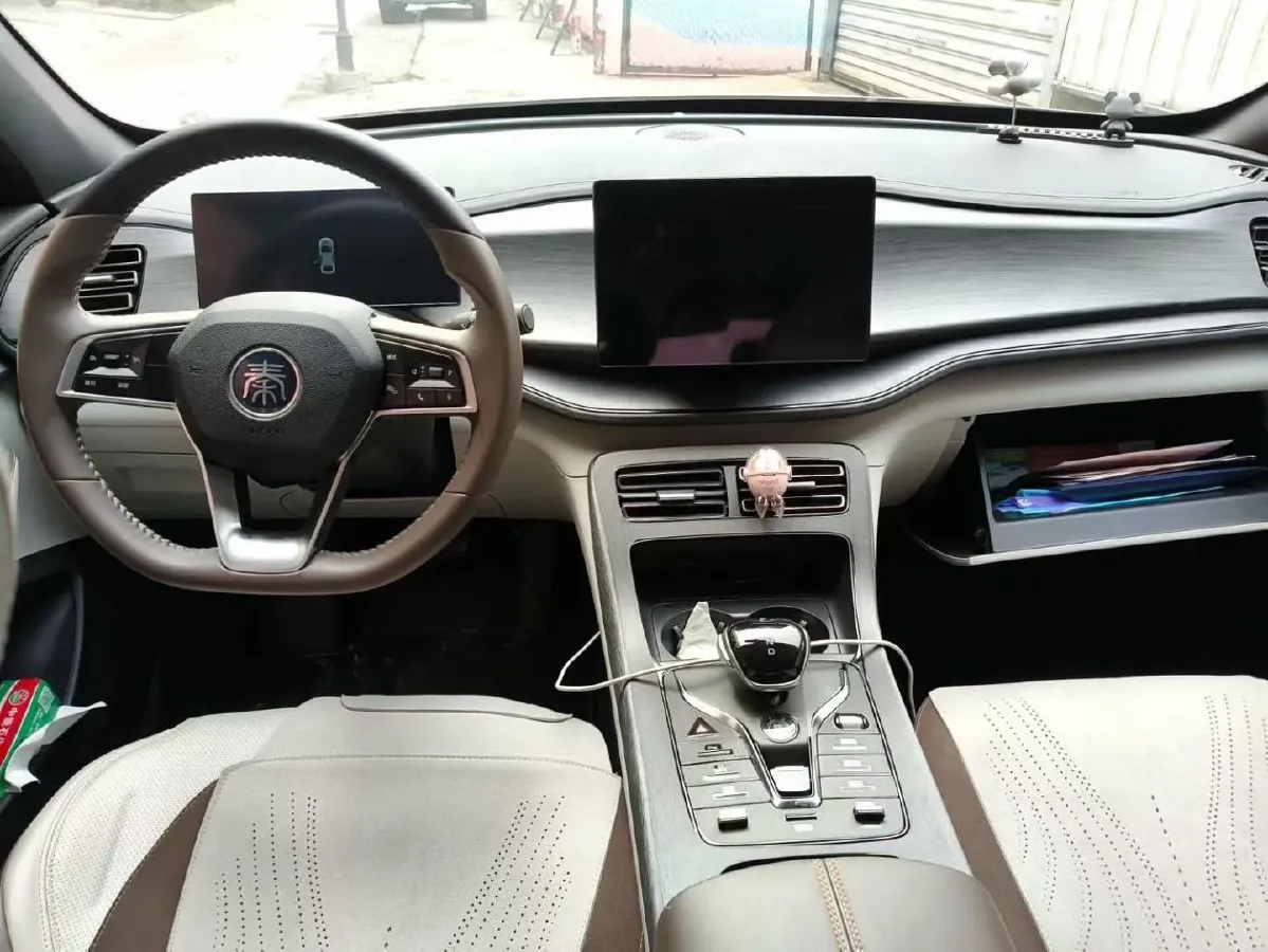 2021 Haval F7 1.5T 169HP L4 7DCT,autocango,china used car exporter,china ev exporter,chinese used car exporter,chinese used ev exporter