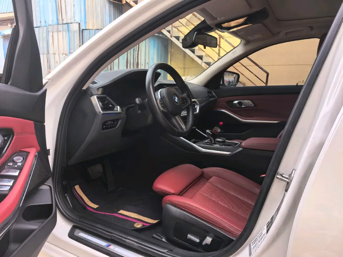 2022 BMW 3 Series 2.0T 184HP L4 8AT,autocango,china used car exporter,china ev exporter,chinese used car exporter,chinese used ev exporter