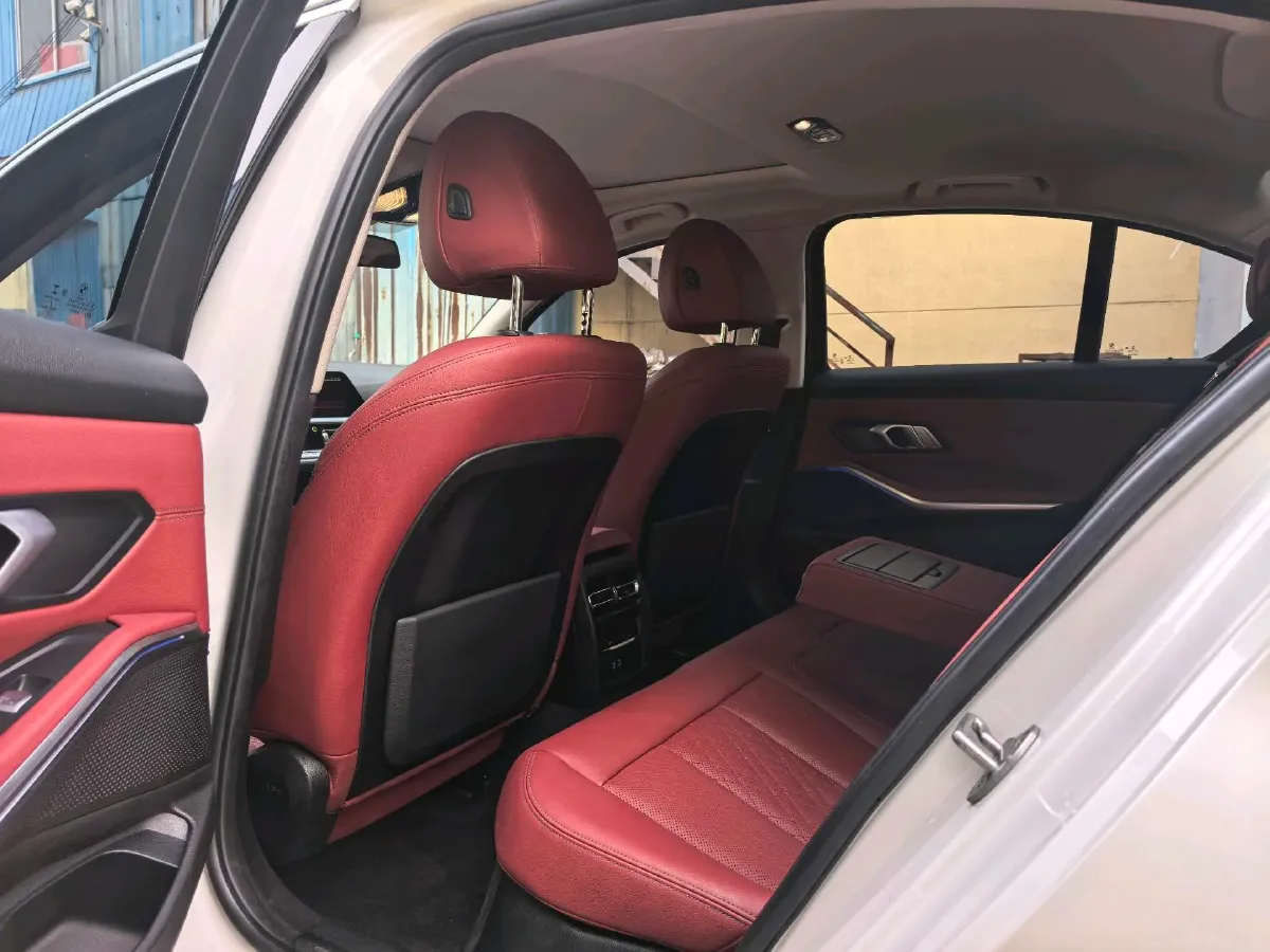 2022 BMW 3 Series 2.0T 184HP L4 8AT,autocango,china used car exporter,china ev exporter,chinese used car exporter,chinese used ev exporter