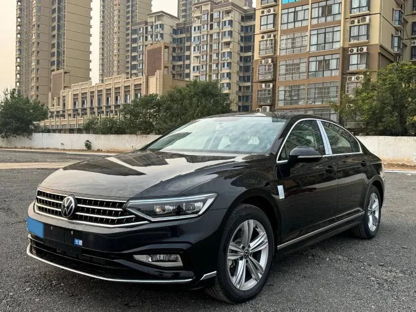 2023 Volkswagen Magotan 1.4T 150HP L4 7DCT,autocango,china used car exporter,china ev exporter,chinese used car exporter,chinese used ev exporter
