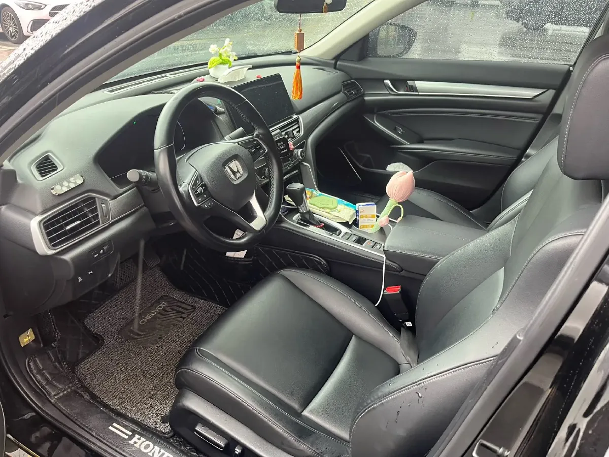 2022 Honda Accord 1.5T 194HP L4 CVT,autocango,china used car exporter,china ev exporter,chinese used car exporter,chinese used ev exporter