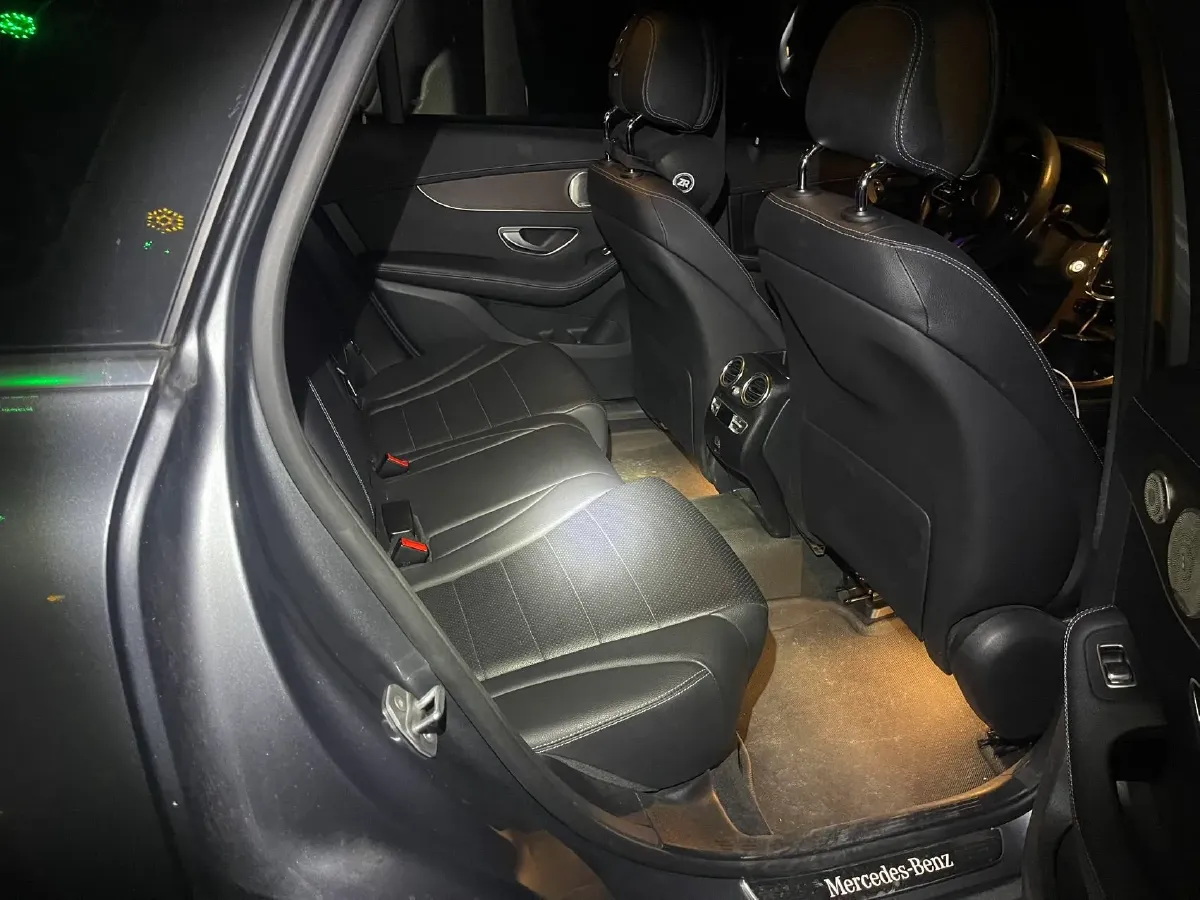 2021 Mercedes-Benz GLC Class 2.0T 197HP L4 9AT,autocango,china used car exporter,china ev exporter,chinese used car exporter,chinese used ev exporter