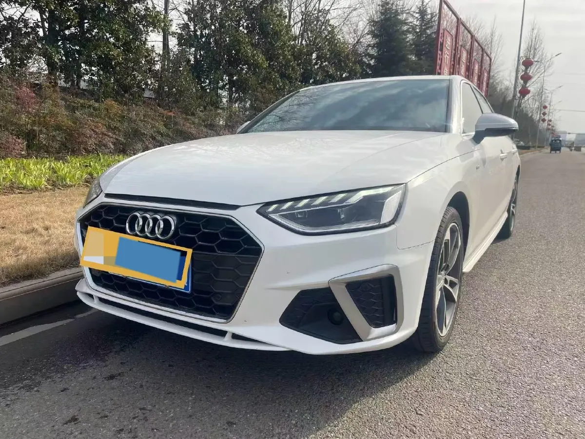 2020 Audi A4L 2.0T 190HP L4 7DCT,autocango,china used car exporter,china ev exporter,chinese used car exporter,chinese used ev exporter