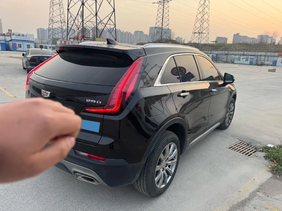 2021 Cadillac XT4 2.0T 237HP L4 9AT,autocango,china used car exporter,china ev exporter,chinese used car exporter,chinese used ev exporter