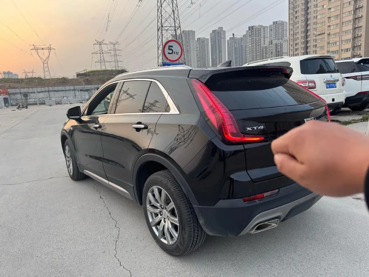 2021 Cadillac XT4 2.0T 237HP L4 9AT,autocango,china used car exporter,china ev exporter,chinese used car exporter,chinese used ev exporter