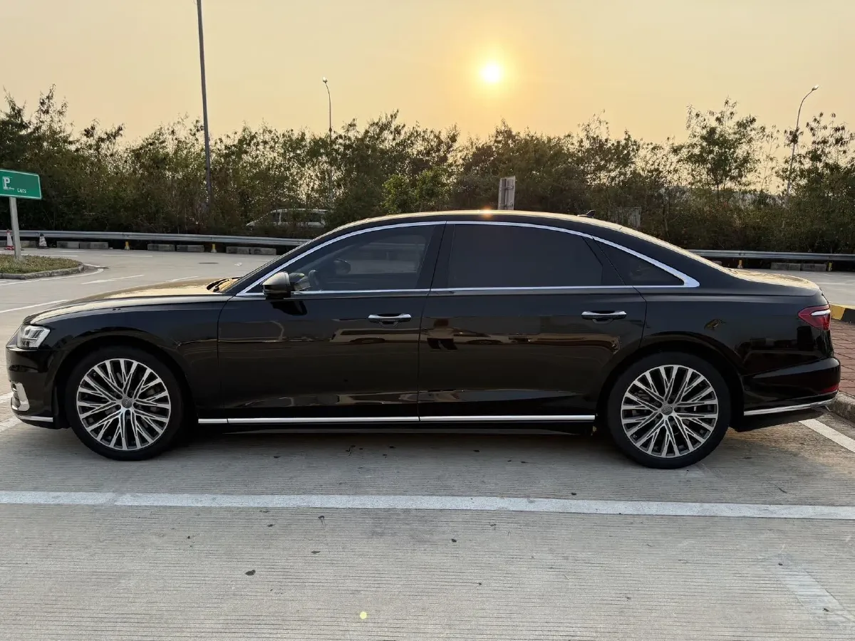 2019 Audi A8 3.0T 340HP V6 8AT,autocango,china used car exporter,china ev exporter,chinese used car exporter,chinese used ev exporter