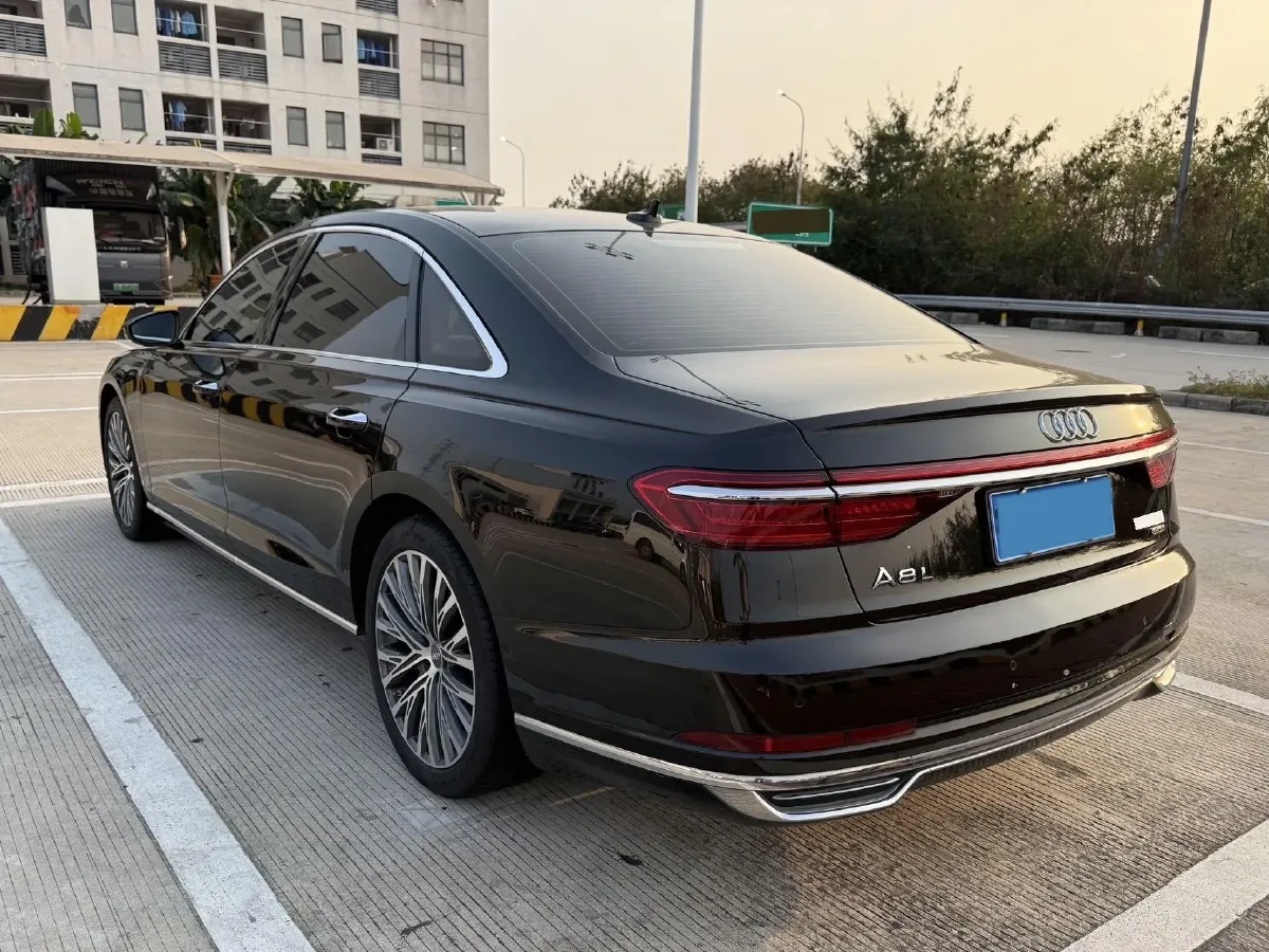 2019 Audi A8 3.0T 340HP V6 8AT,autocango,china used car exporter,china ev exporter,chinese used car exporter,chinese used ev exporter