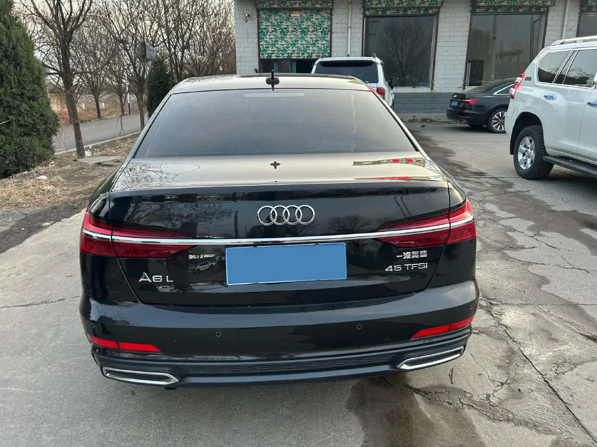 2020 Audi A6L 2.0T 190HP L4 7DCT,autocango,china used car exporter,china ev exporter,chinese used car exporter,chinese used ev exporter