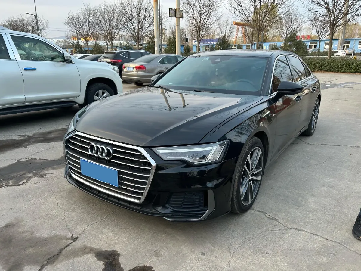 2020 Audi A6L 2.0T 190HP L4 7DCT,autocango,china used car exporter,china ev exporter,chinese used car exporter,chinese used ev exporter