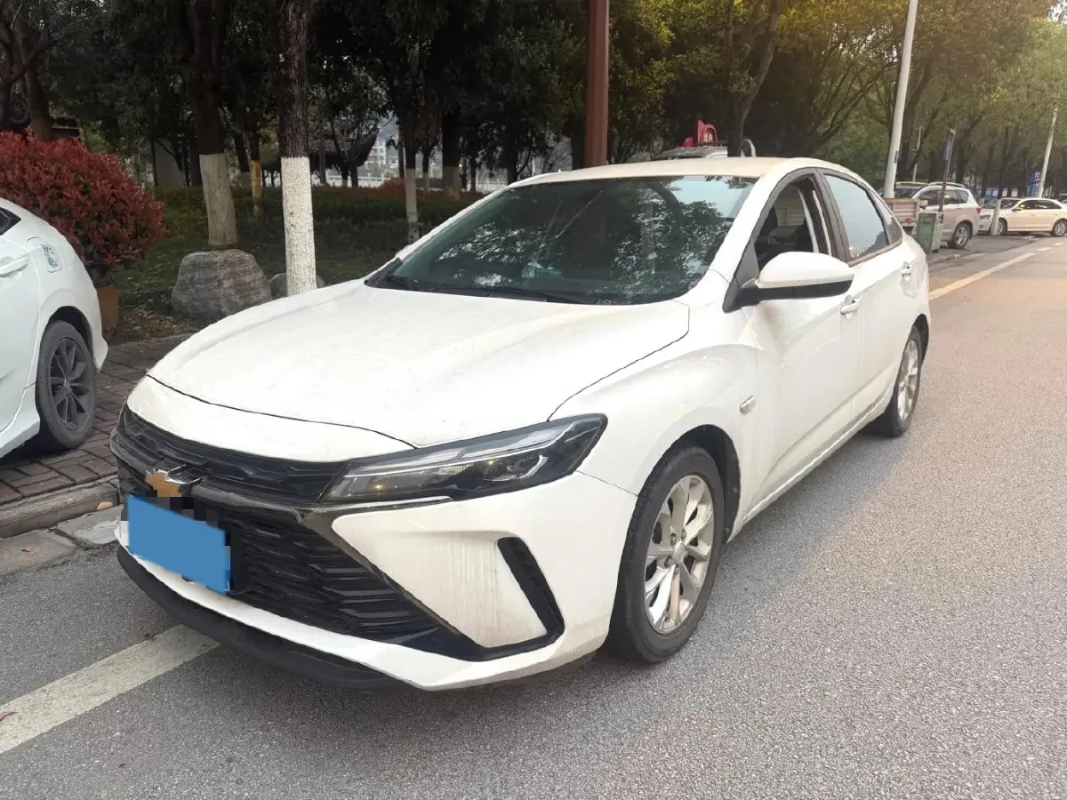 2022 Chevrolet Monza 1.5L 113HP L4 6AT,autocango,china used car exporter,china ev exporter,chinese used car exporter,chinese used ev exporter