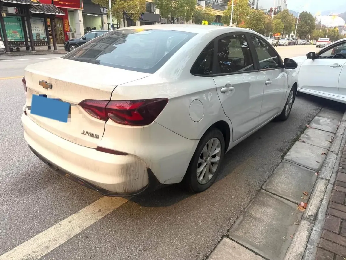 2022 Chevrolet Monza 1.5L 113HP L4 6AT,autocango,china used car exporter,china ev exporter,chinese used car exporter,chinese used ev exporter