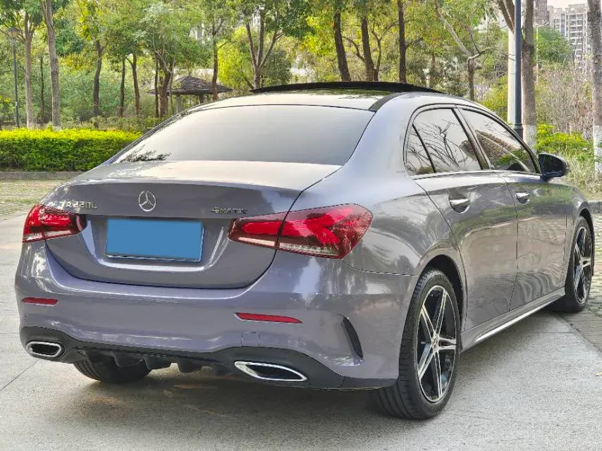 2020 Mercedes-Benz A Class 2.0T 190HP L4 7DCT,autocango,china used car exporter,china ev exporter,chinese used car exporter,chinese used ev exporter