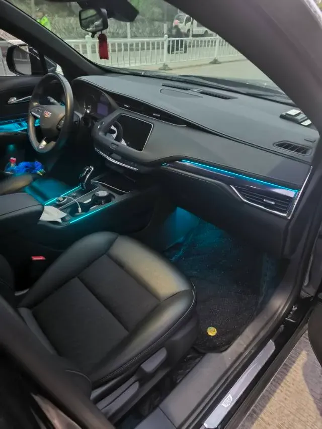 2022 Cadillac XT4 2.0T 237HP L4 9AT,autocango,china used car exporter,china ev exporter,chinese used car exporter,chinese used ev exporter