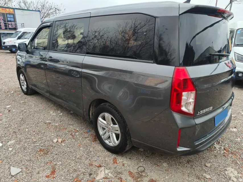 2021 WuLing ZhengChen 1.5T 147HP L4 6MT,autocango,china used car exporter,china ev exporter,chinese used car exporter,chinese used ev exporter