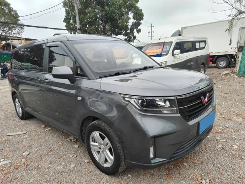 2021 WuLing ZhengChen 1.5T 147HP L4 6MT,autocango,china used car exporter,china ev exporter,chinese used car exporter,chinese used ev exporter