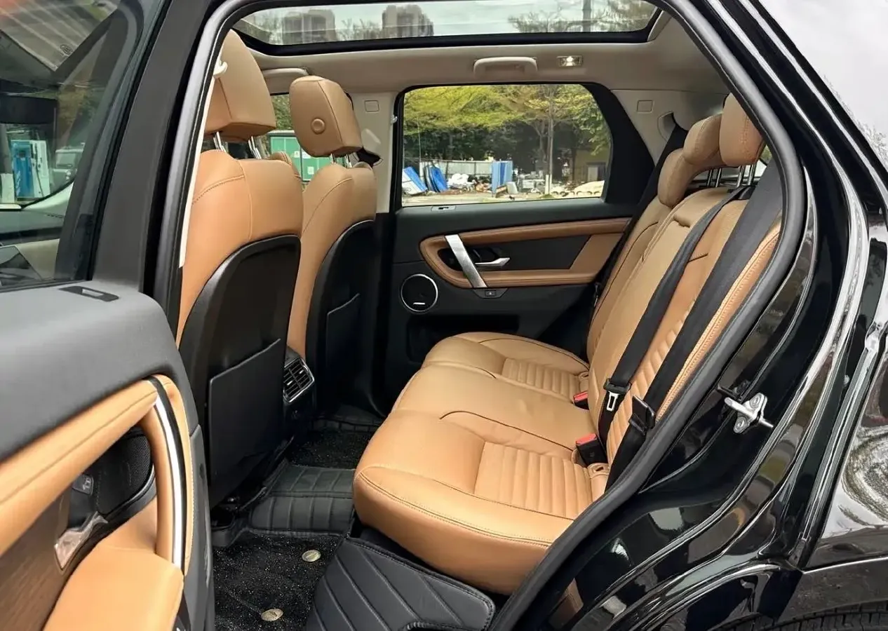 2025 Land Rover Discovery Sport 2.0T 249HP L4 9AT,autocango,china used car exporter,china ev exporter,chinese used car exporter,chinese used ev exporter