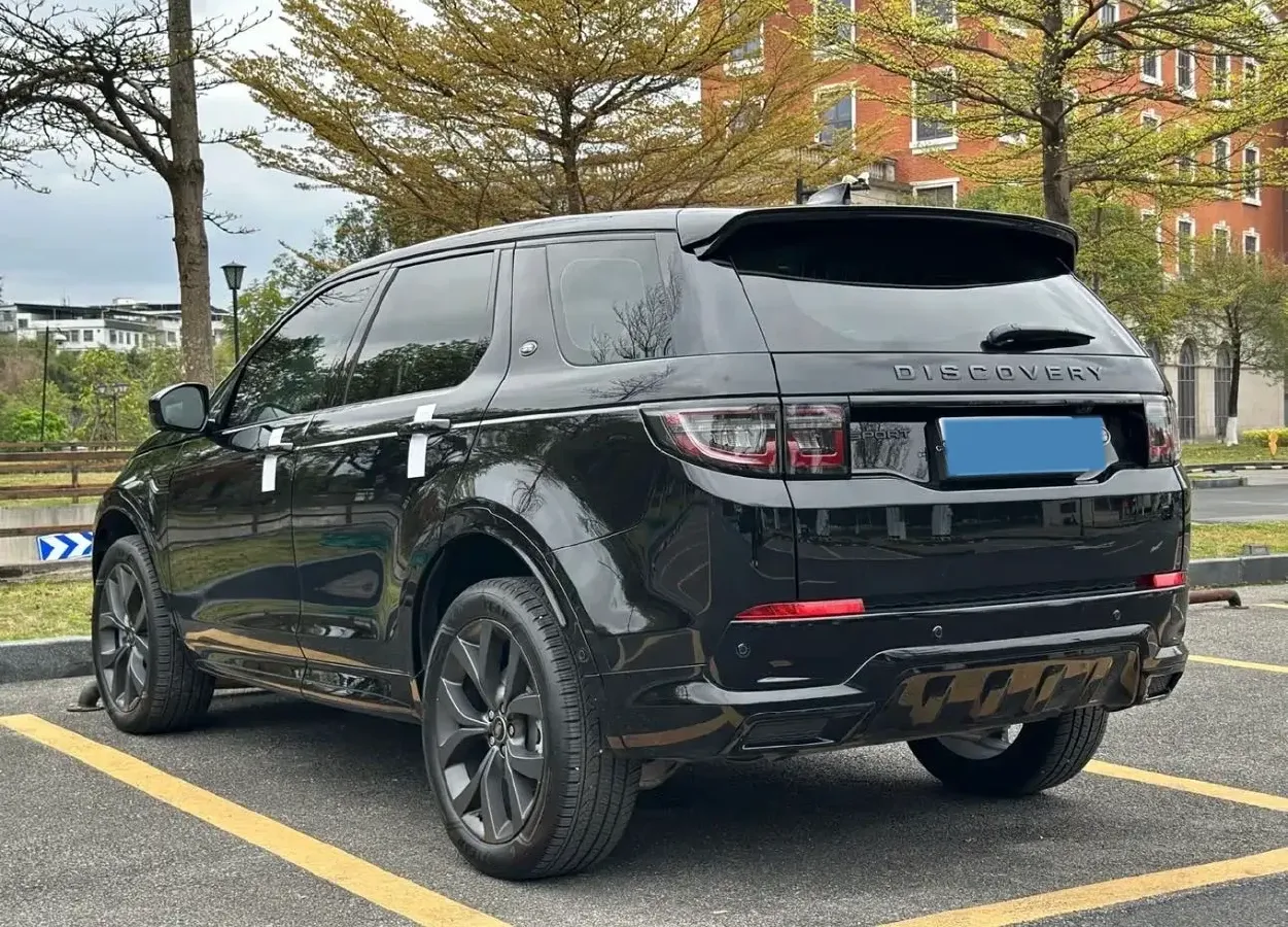 2025 Land Rover Discovery Sport 2.0T 249HP L4 9AT,autocango,china used car exporter,china ev exporter,chinese used car exporter,chinese used ev exporter