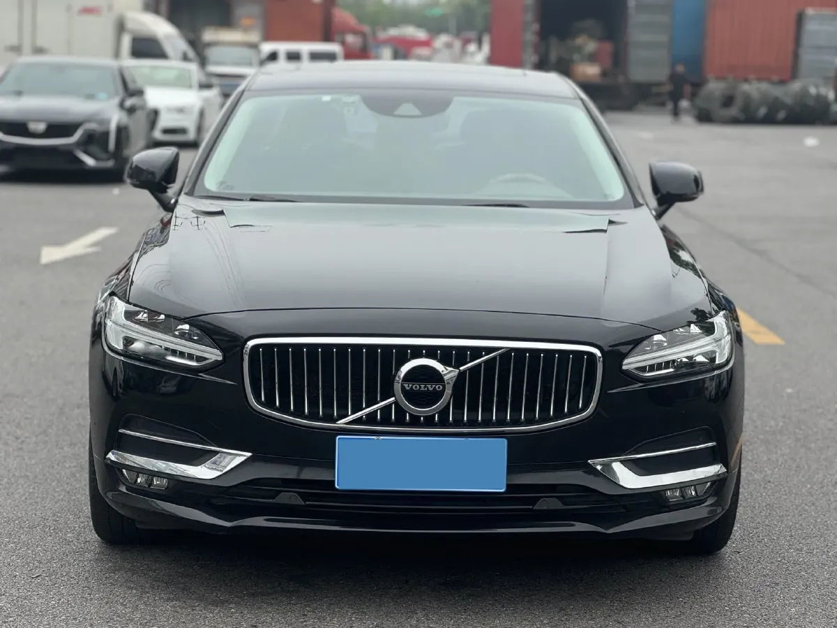 2019 Infiniti Q70 2.0T 211HP L4 7AT,autocango,china used car exporter,china ev exporter,chinese used car exporter,chinese used ev exporter