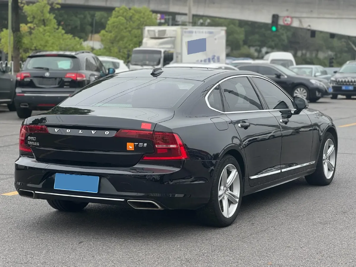 2019 Infiniti Q70 2.0T 211HP L4 7AT,autocango,china used car exporter,china ev exporter,chinese used car exporter,chinese used ev exporter